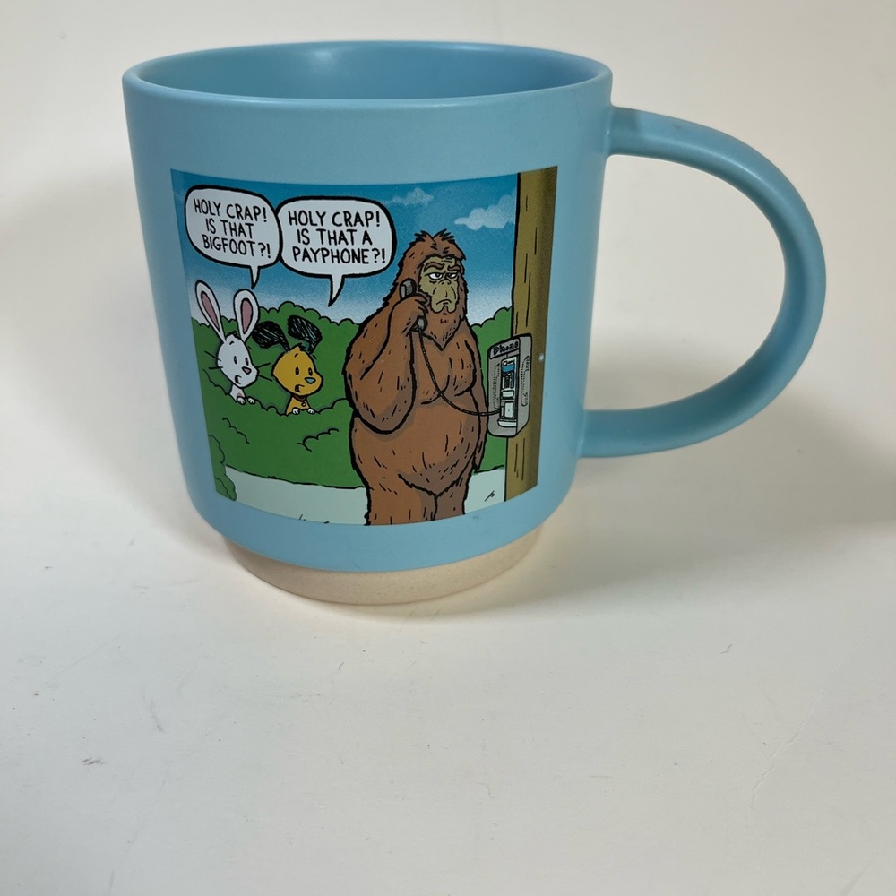 Hallmark Chuck and Beans Big Foot Pay Phone Funny Mug 16 Oz